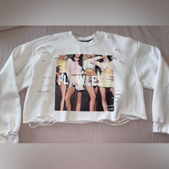 Untitled & Co Sweater - Picture 2 of 3